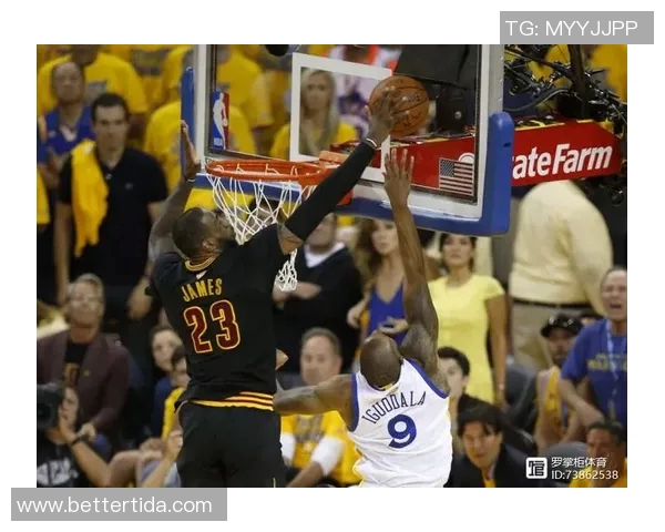 余望在关键时刻补射得分助力球队逆转胜利的精彩瞬间 余望在关键时刻补射得分助力球队逆转胜利的精彩瞬间