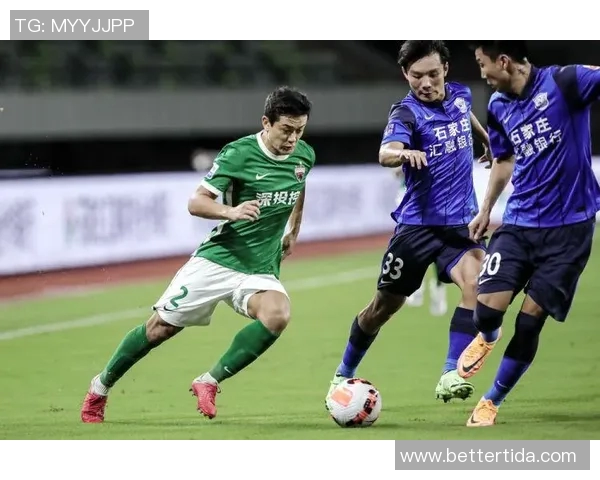 戴伟浚精彩任意球助力球队逆转胜利展现个人风采与技术实力