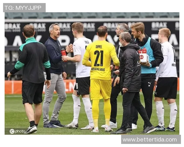 弗赖堡客场大胜门兴格拉德巴赫,德甲不败战绩继续领跑 弗赖堡客场大胜门兴格拉德巴赫,德甲不败战绩继续领跑