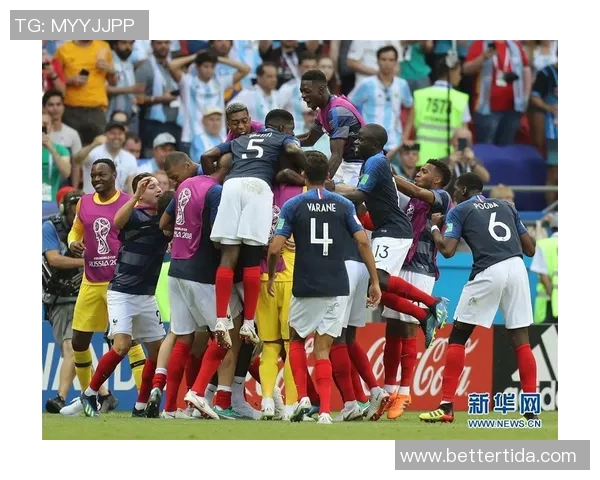 公牛队淘汰篮网队晋级八强，戴维斯状态火热带领篮网队入选最佳阵容