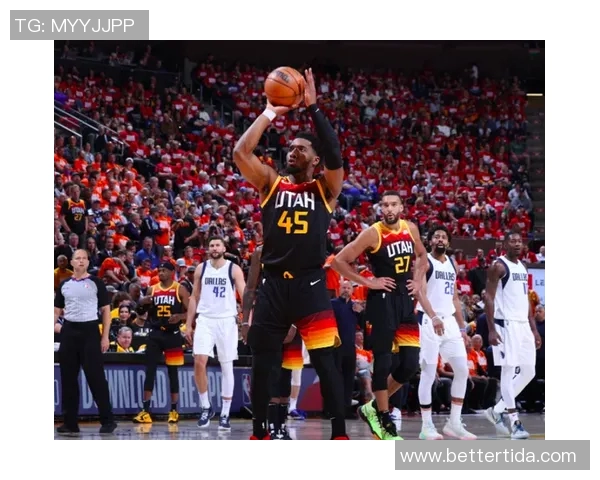 爵士队内讧频发，球队成绩跌至倒数